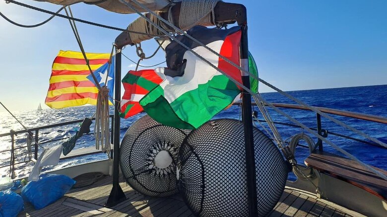 Las imágenes de la flotilla internacional con ayuda humanitaria para Gaza que se acerca a aguas controladas por Israel