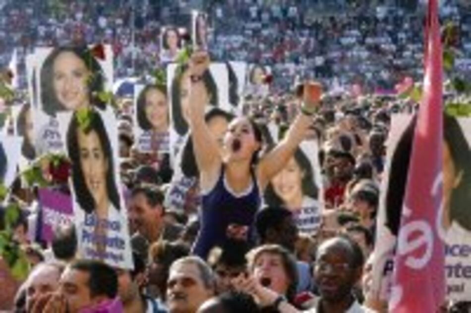 Royal concentra a miles de seguidores