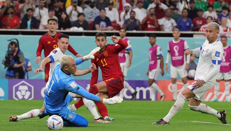 España aplasta a Costa Rica con una goleada de 7-0