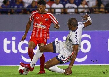 Unión Coclé asciende a la LPF y debutará en el Clausura 2026