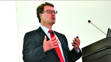 Renuncia director de obras en Colombia