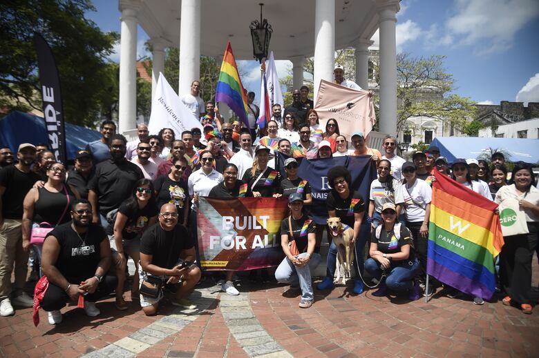 Amor de padres con cada color del arcoiris