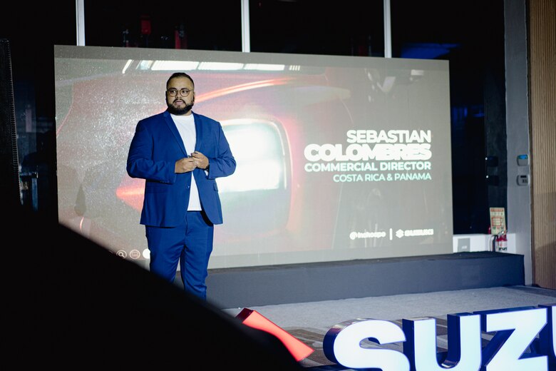 Suzuki Revoluciona su portafolio con el nuevo Fronx Híbrido: el futuro de la movilidad sostenible