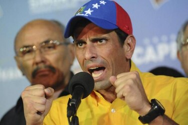 Capriles rechaza proclamación de Maduro y convoca a protestas