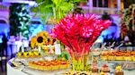 Gala y banquete en las ruinas