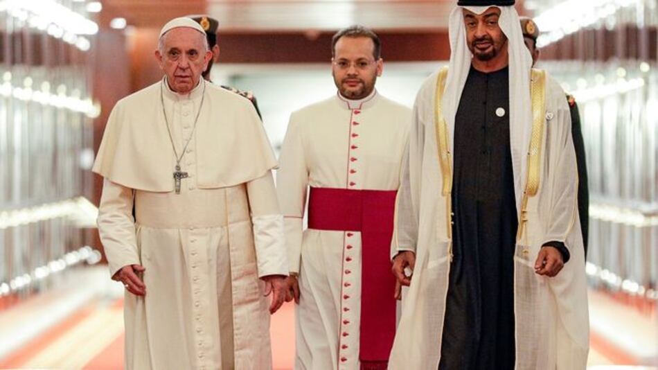 Histórico viaje del papa Francisco a los Emiratos Árabes