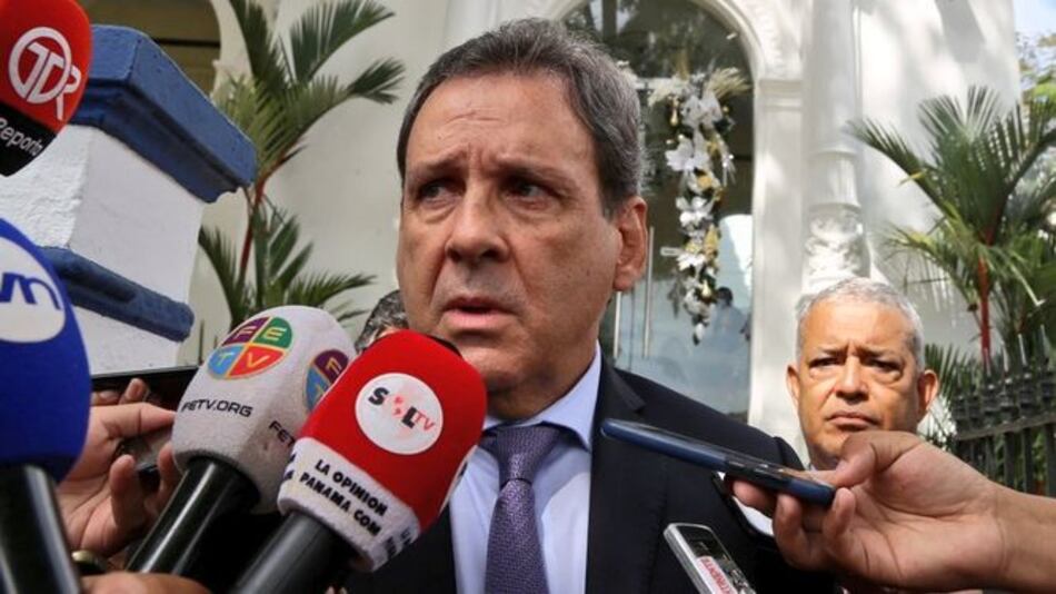 José Gómez renuncia a la dirección de Aduanas por 'diferencias de criterio muy profundas'