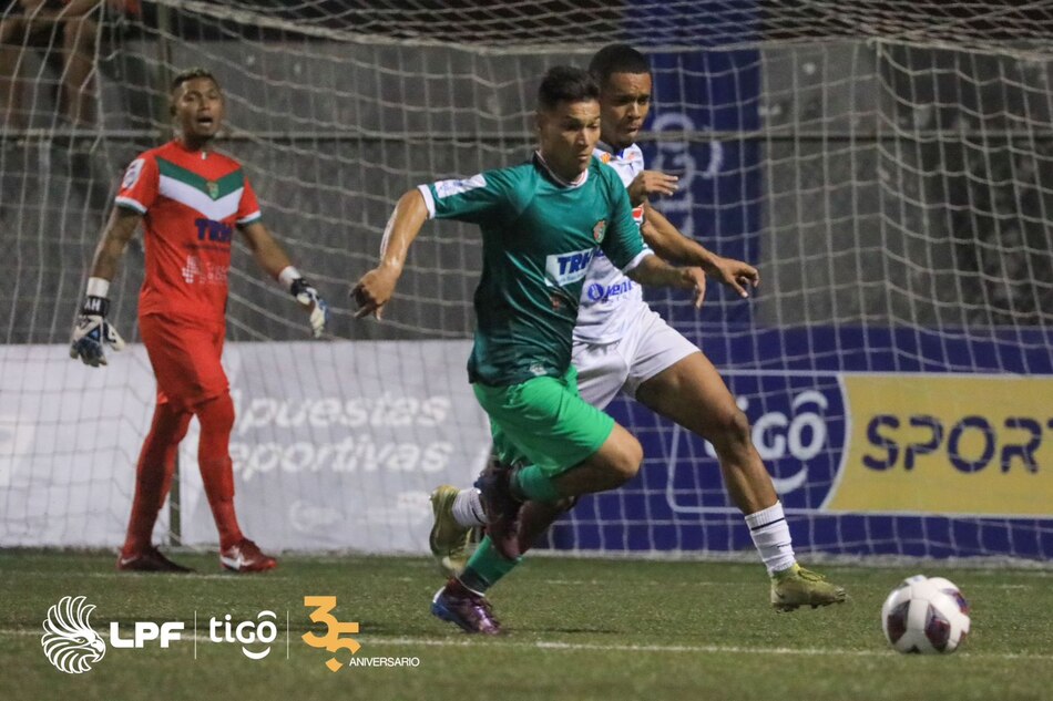 Atlético Chiriquí rescató un gol frente al Árabe