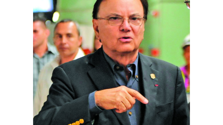 Fiscales, impedidos de investigar a Roberto Roy