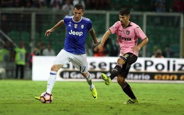 Juventus sufre para ganar 1-0 en Palermo