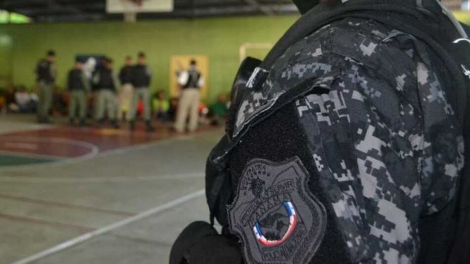 Policías, a prisión por homicidios