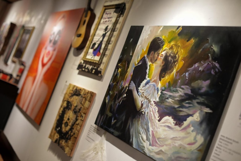 ‘Sentidos’: una exposición inclusiva y sensorial abre sus puertas en la Galería Juan Manuel Cedeño