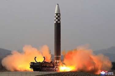 Estados Unidos anuncia nuevas sanciones tras ensayo de misil de Corea del Norte