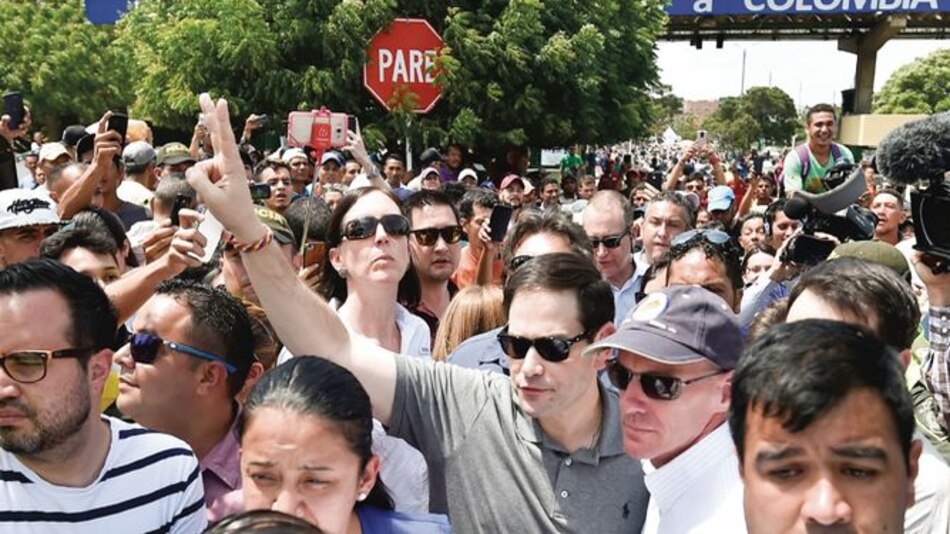 Venezolanos, a la espera de la ayuda humanitaria