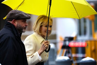 El juicio de Trump por difamación contra la escritora E. Jean Carroll se retomará el lunes