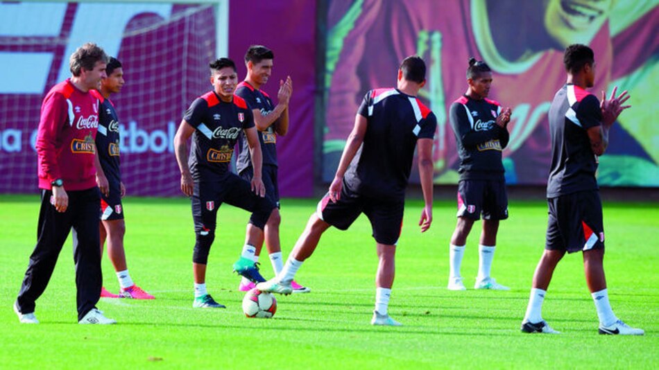 Perú jugará amistosos ante Croacia e Islandia