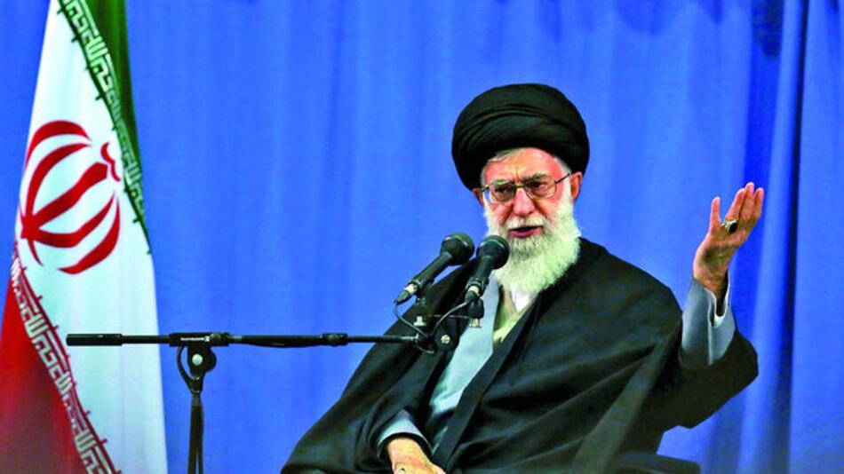 El líder supremo iraní fustiga las protestas