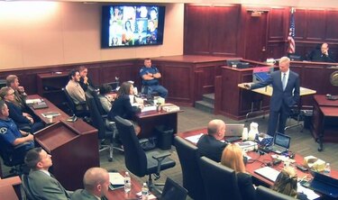 Jurado condena a cadena perpetua a autor de masacre en Colorado