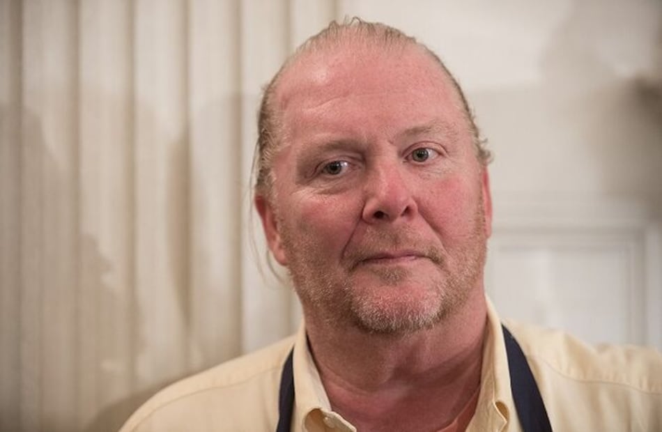 El chef Mario Batali es inculpado por agresión sexual