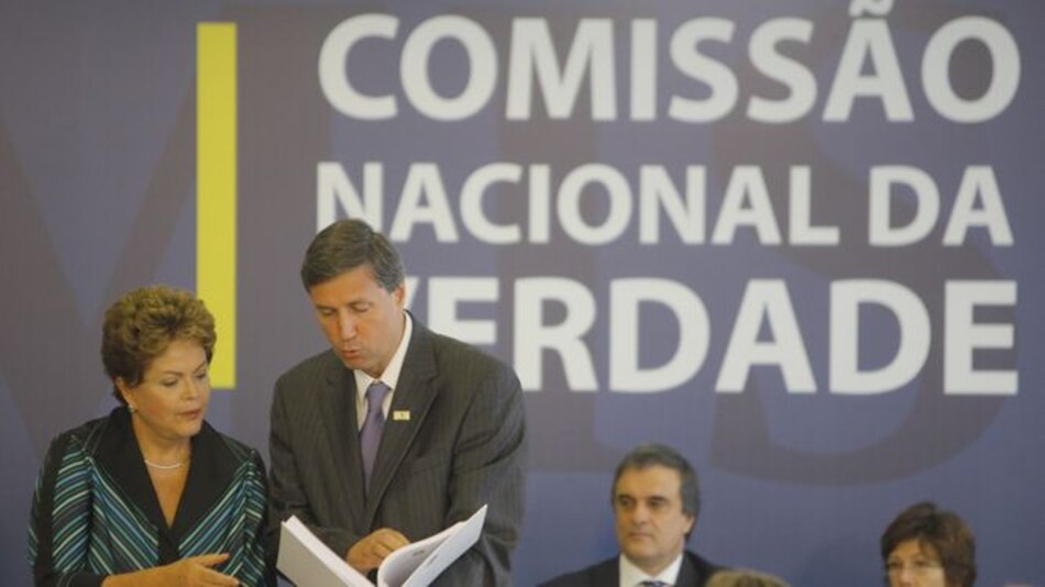 Comisión de la Verdad de Brasil confirma 434 muertos o desaparecidos