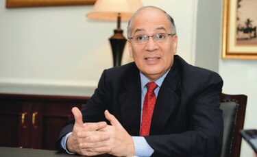 Mosley intenta suspender la investigación del procurador González a la junta comunal de Portobelillo