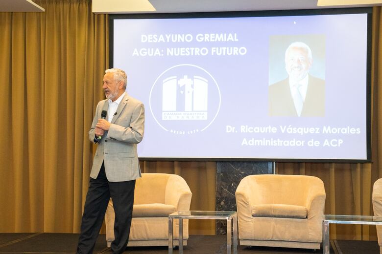 Ricaurte Vásquez: ‘Si el Canal no se mantiene a largo plazo, perjudicará a todo el país’