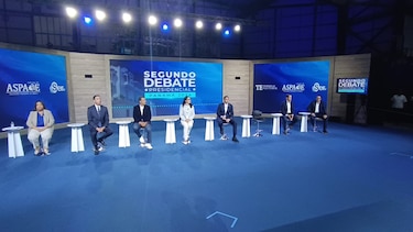 La noche del 4 x 8 y otras frases que agitaron la política 