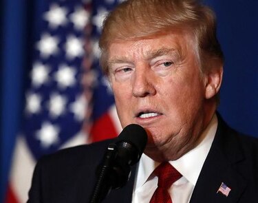 Trump dice que es hora de trabajar 'constructivamente' con Rusia