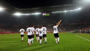 Prohíben a las iraníes ver partidos de la Eurocopa en los cines