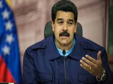 Presidente venezolano invita a firmar acuerdo para renunciar a la violencia
