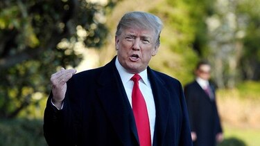 Trump sopesa elevar la edad mínima para la compra de armas