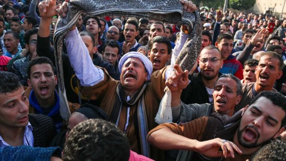 El Cairo: 25 muertos en explosión en catedral copta