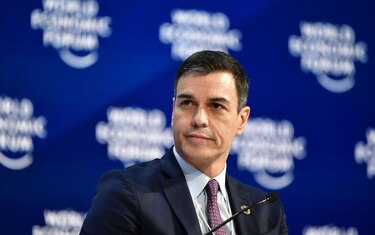 Acuerdo en España para alza de 5.5% en salario mínimo