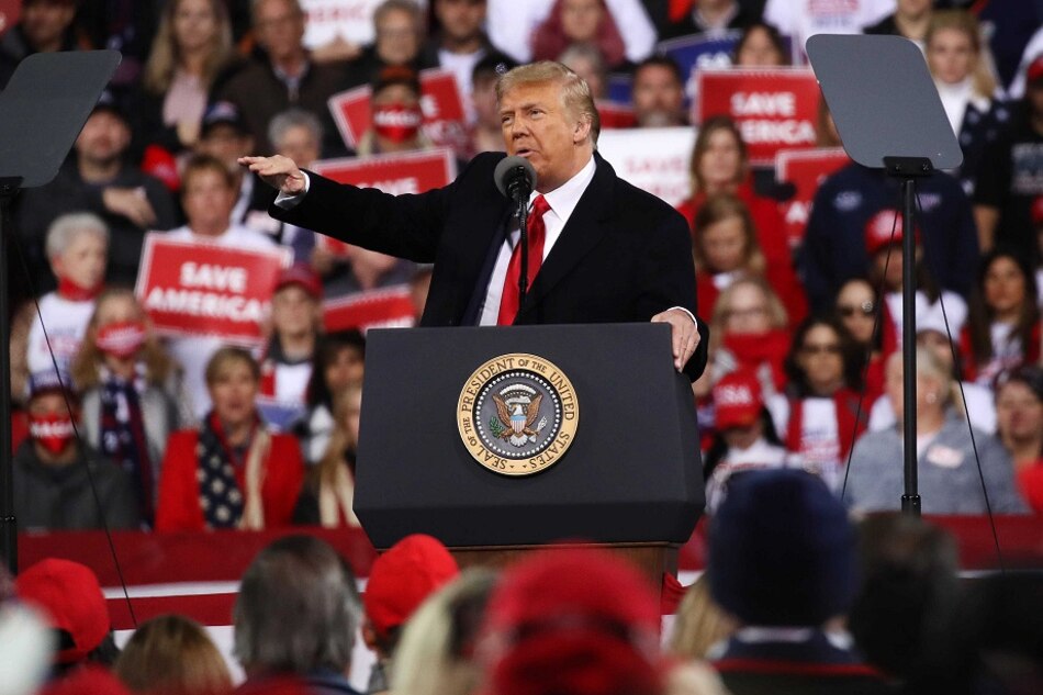 Trump dice que será el ganador final de los comicios en Estados Unidos en primer mitin poselectoral