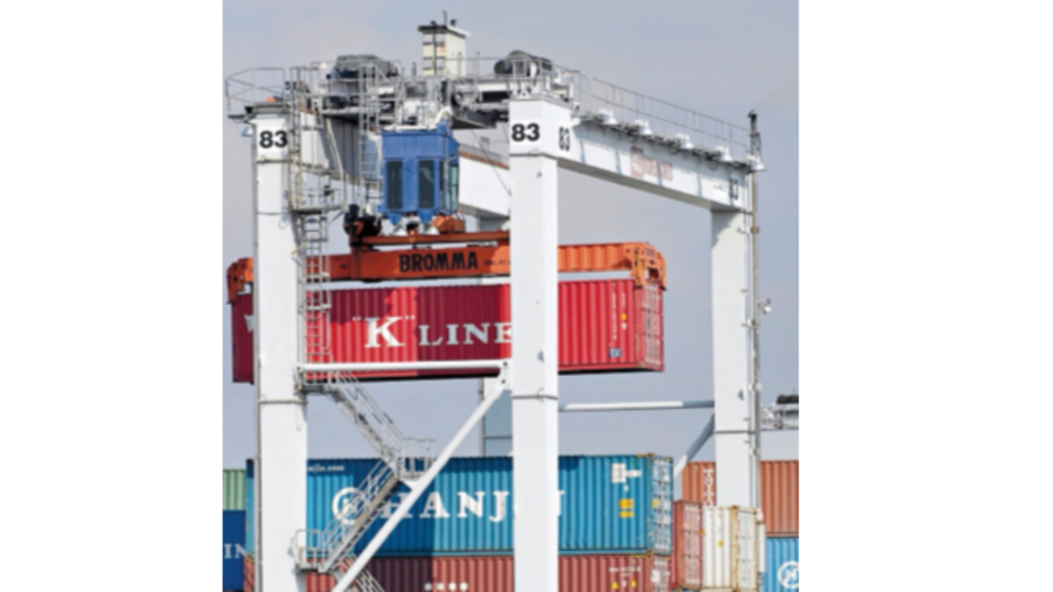 Déficit comercial de EU cayó en abril