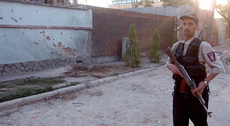 Los talibanes toman el control de Kabul tras fuga del presidente al extranjero