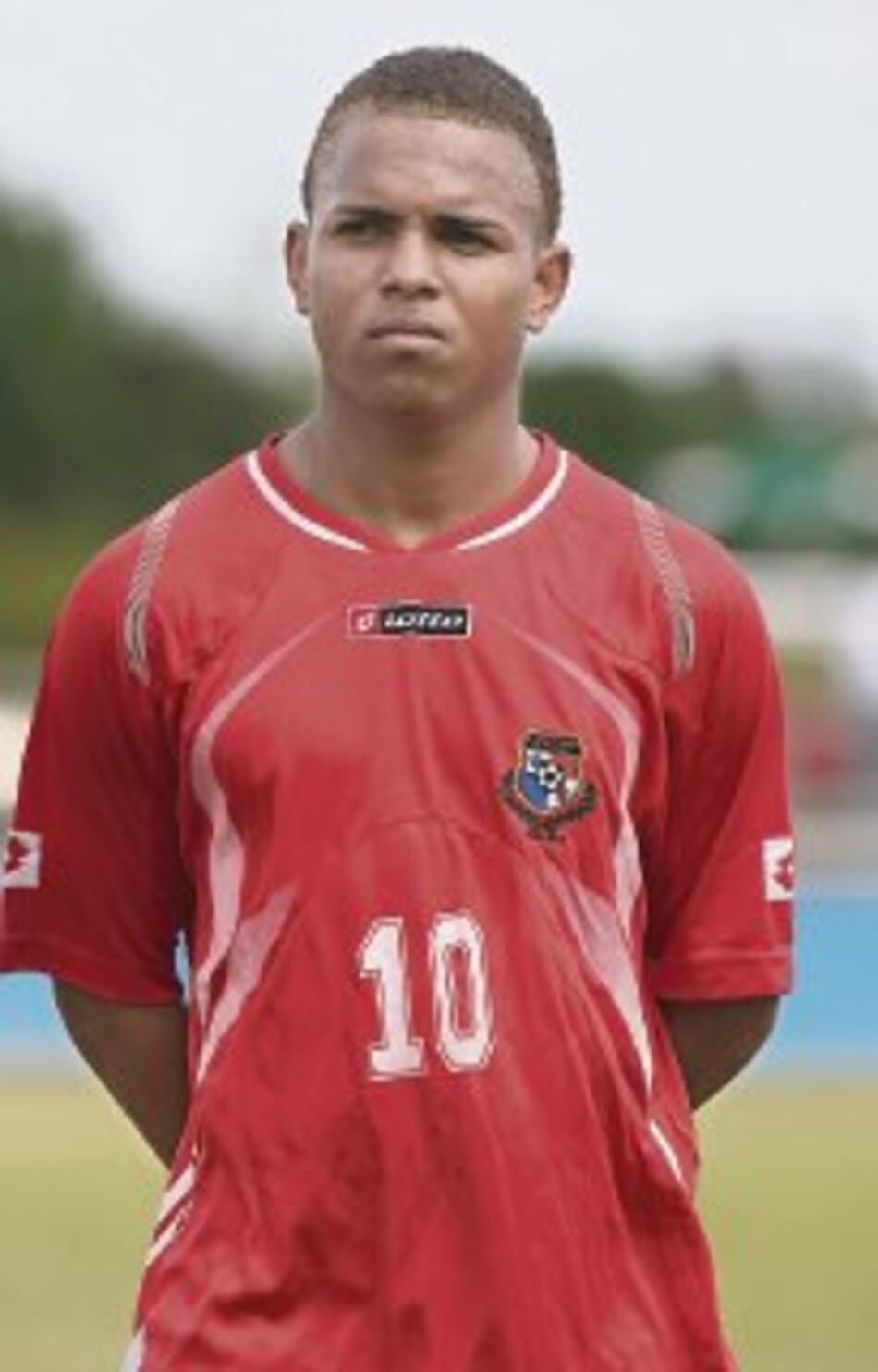 Julio le recomienda a El Ruso que se quede