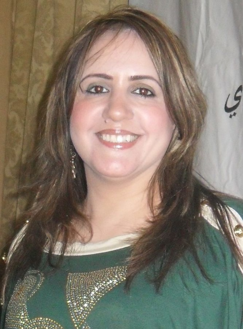 Poetisa marroquí Fátima Zahra presenta su poemario