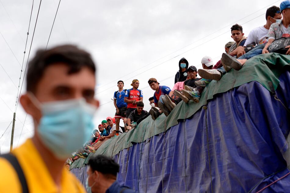 Obispos de Centroamérica piden respeto a derechos de migrantes en caravana