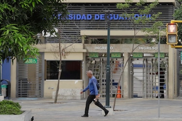 Familia, vivienda y automóvil, lo que más buscan proteger los ecuatorianos, según encuesta