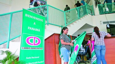 Impugnaciones y fricciones en el partido de Martinelli