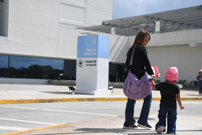 Empieza el traslado de los niños del Hospital Pediátrico a la Ciudad de la Salud