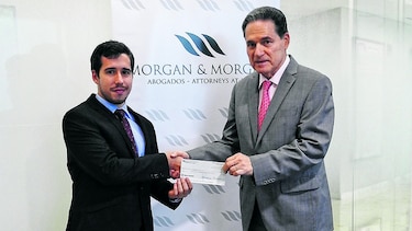 Morgan & Morgan premió a ganador de concurso