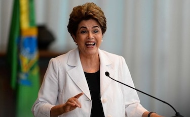 Rousseff dice ser 'inocente' y pide al Senado que ponga fin a su destitución