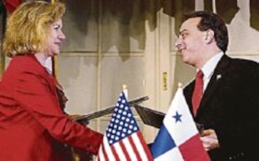 Histórica firma de TLC con EU