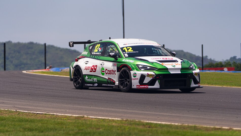 Bárcenas Racing destaca en la tercera fecha del GT Challenge de las Américas en Panamá