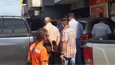 Seguridad de banco le dispara a taxista tras discusión por un estacionamiento en Chitré