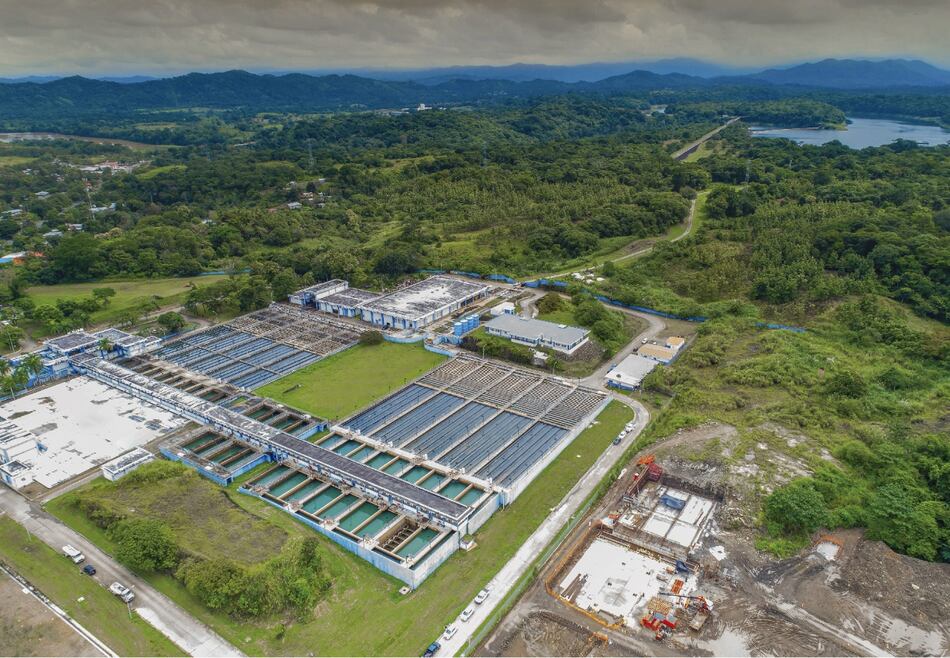 La planta potabilizadora de Chilibre ya opera a un 50% y el sistema de distribución de agua se restablece poco a poco en la ciudad capital