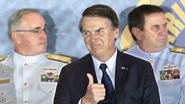 Bolsonaro llega a Estados Unidos para reforzar alianza con Trump