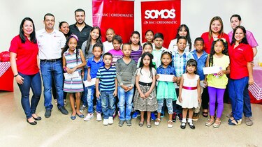 BAC incentiva con becas a estudiantes destacados